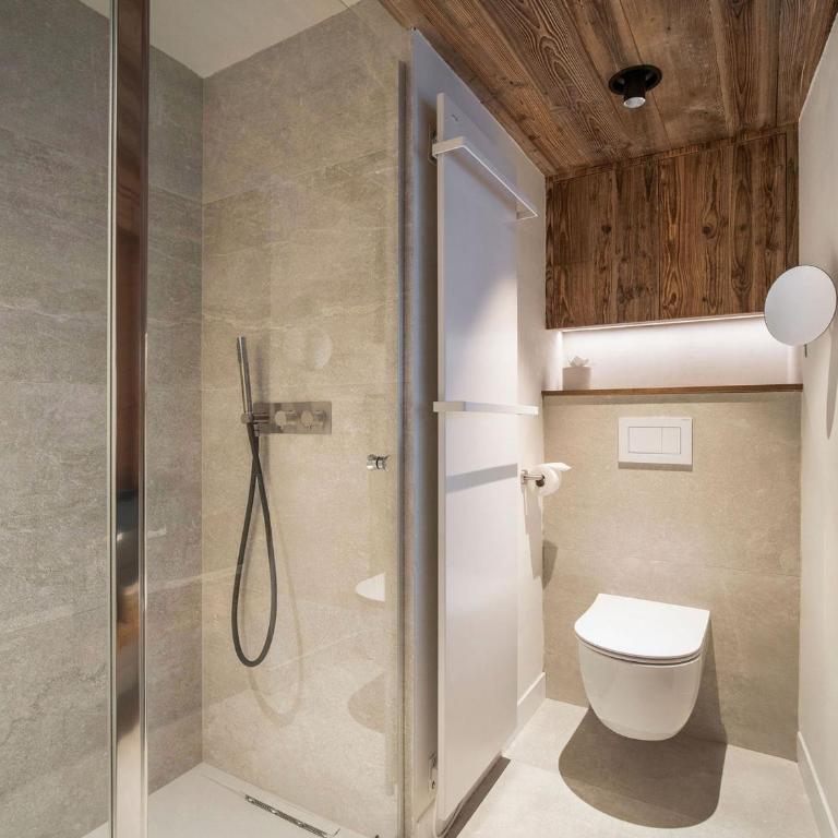 Chalet moderne à Courchevel avec sauna et jacuzzi - FR-1-562-89 - Chalet - 8