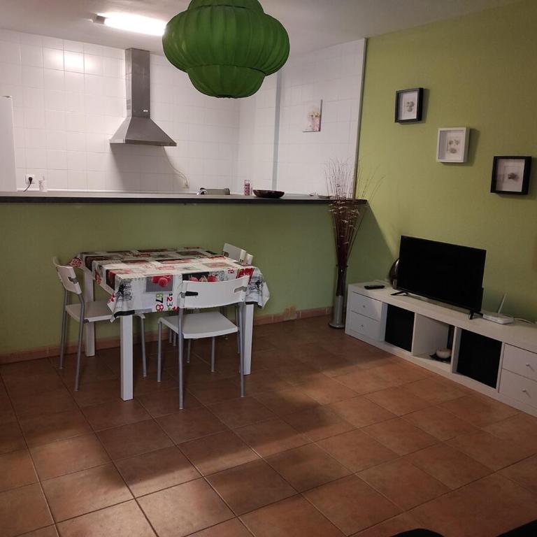  - Room #1714580501 - 16