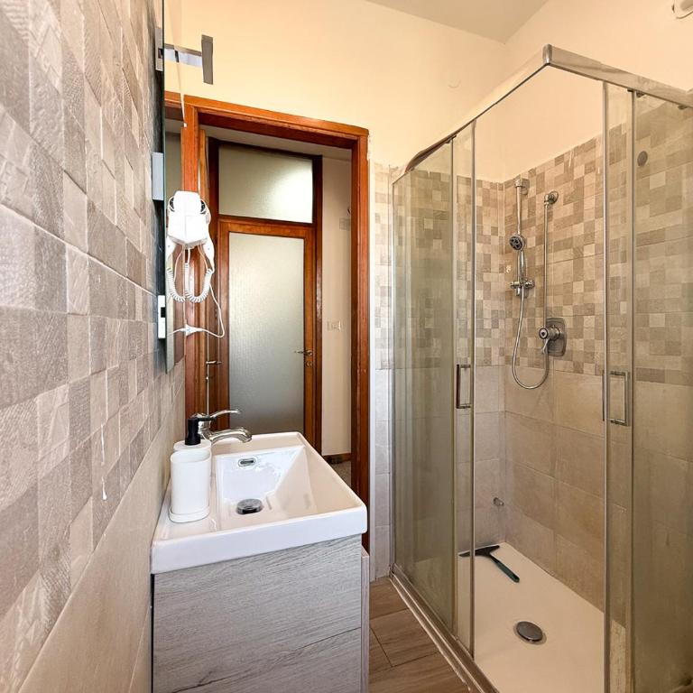 Bella Venice Stay - 5min walking distance from Mestre Venice Station - 15min from Venice - Kleines Doppelzimmer - 14