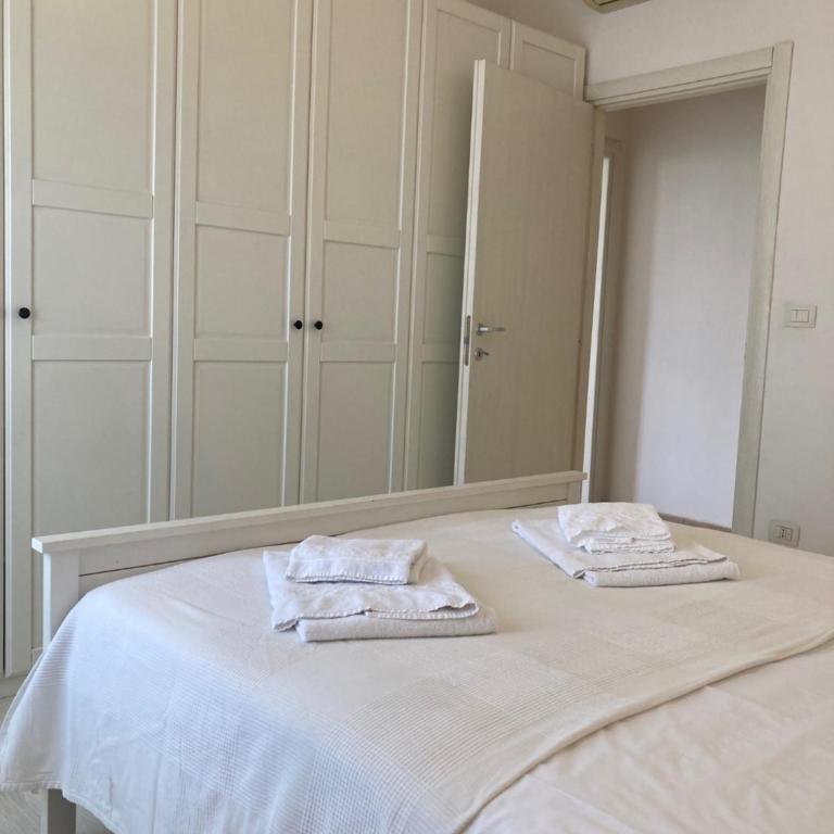 Stella - Two-Bedroom Apartment - 11