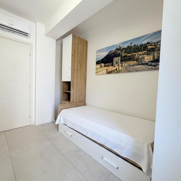  - Room #1714585701 - 24