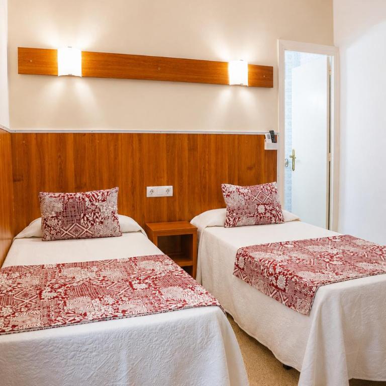 Hostal - Pensión El Amigo - Camera Budget Matrimoniale/Doppia con Letti Singoli - 9