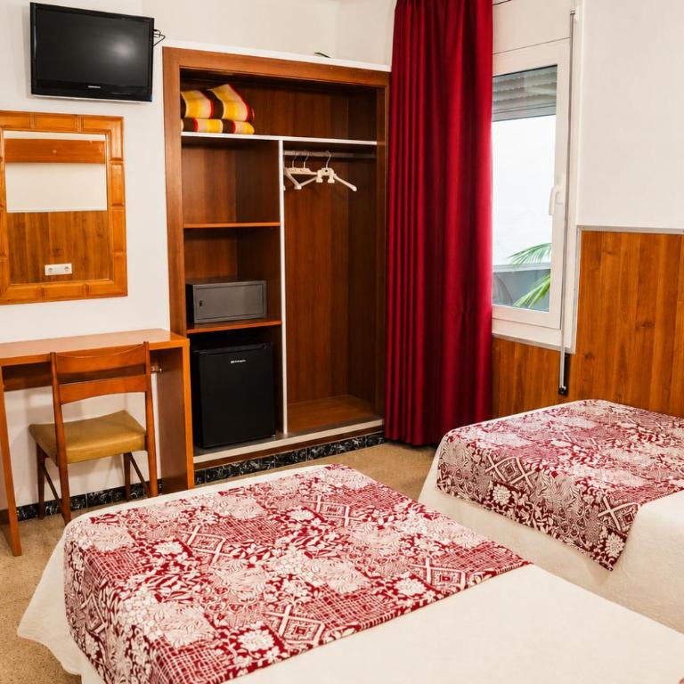 Hostal - Pensión El Amigo - Camera Budget Matrimoniale/Doppia con Letti Singoli - 11