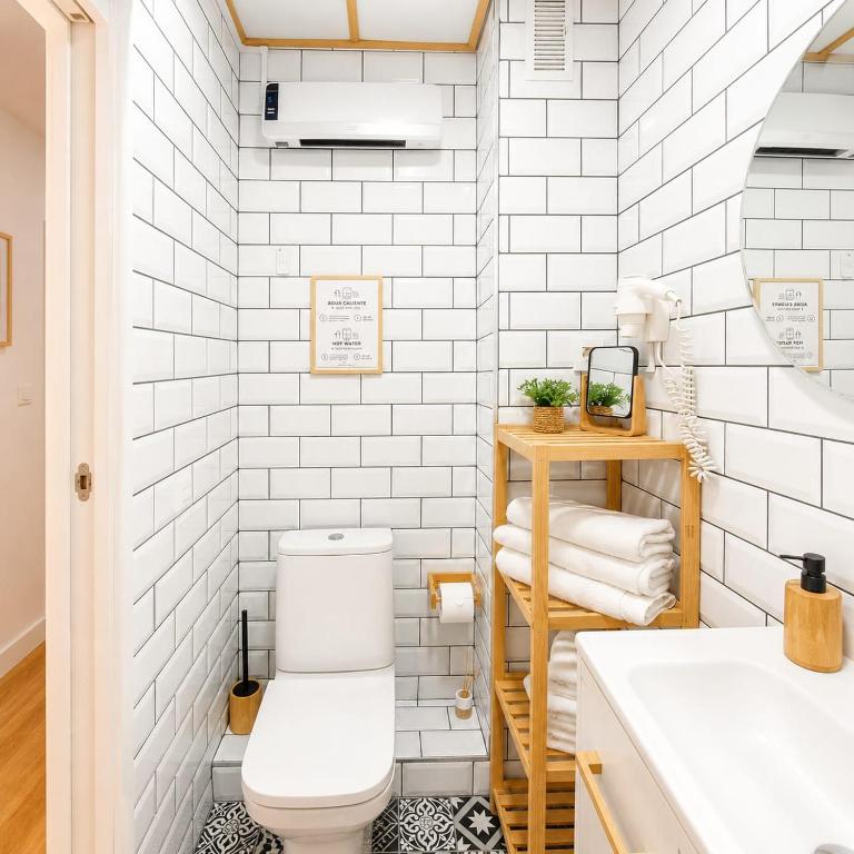 SnowSun - Two-Bedroom Apartment - 11