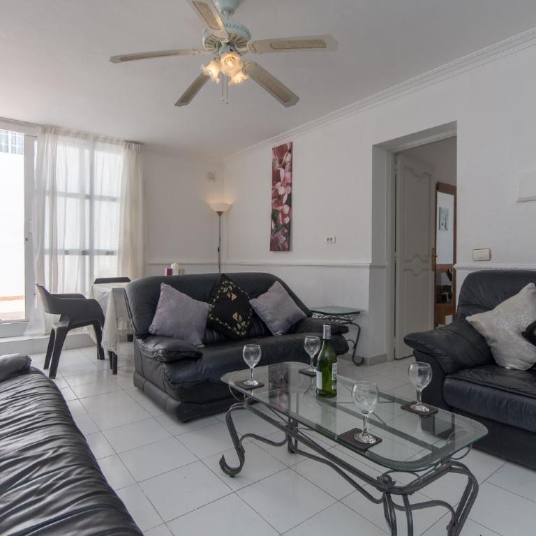 Lovely 4 Bedroom Holiday Villa - Villa con piscina privada - 4
