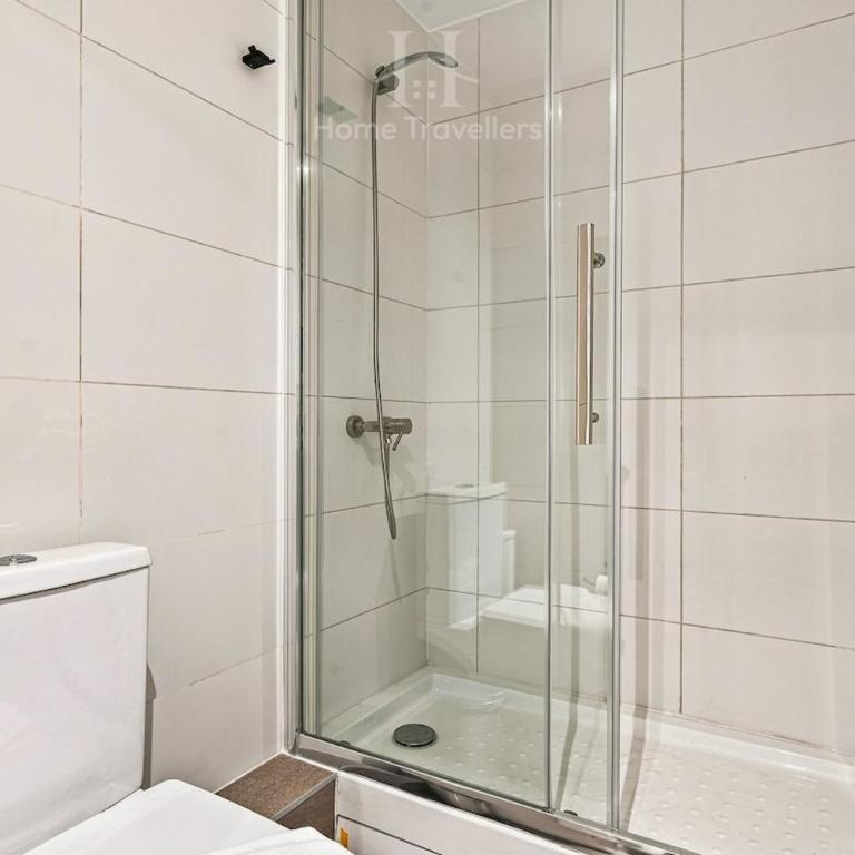  - Room #1714621401 - 23