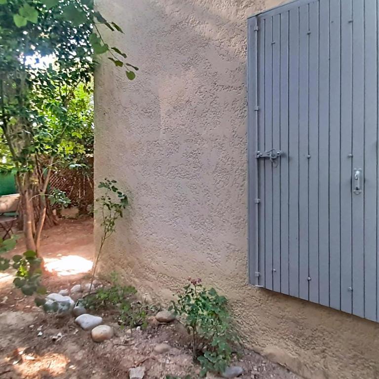 Studio avec terrasse et jardin - Appartement 1 Chambre - 20