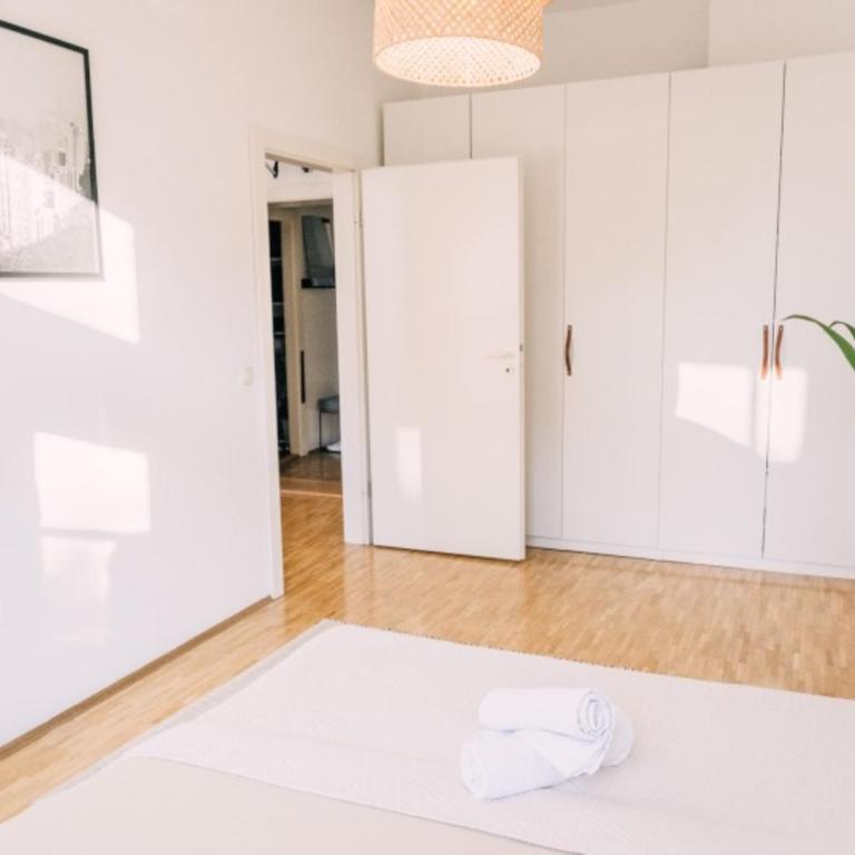 Ruhige und helle Wohnung in Nähe des Oktoberfestes - One-Bedroom Apartment - 2