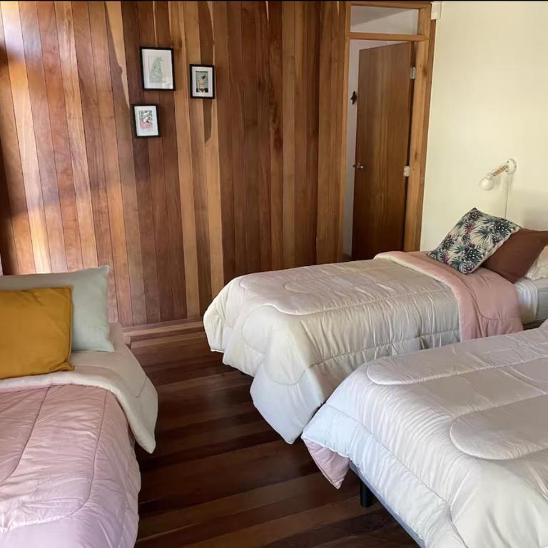  - Room #1714633702 - 8