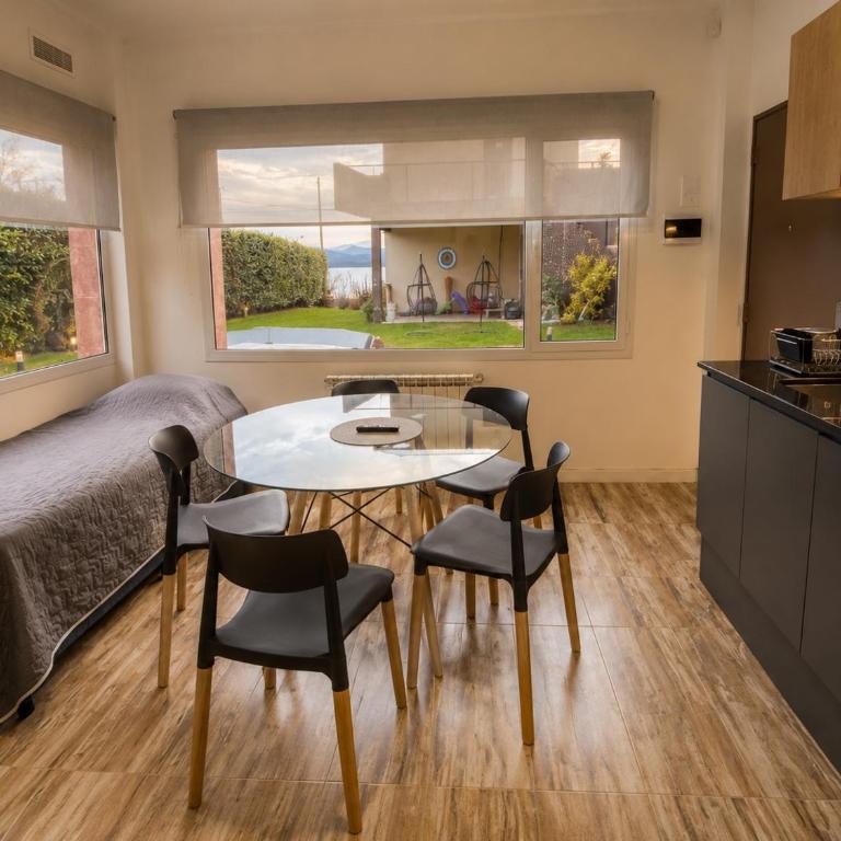 Las Victorias Suites Bariloche - One-Bedroom Apartment with Garden View - 18