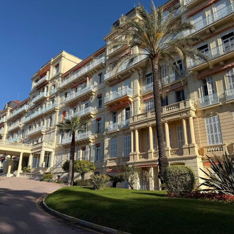Studio l'Atelier – Parking & Beaches 15 min Walk - Appartement - 3