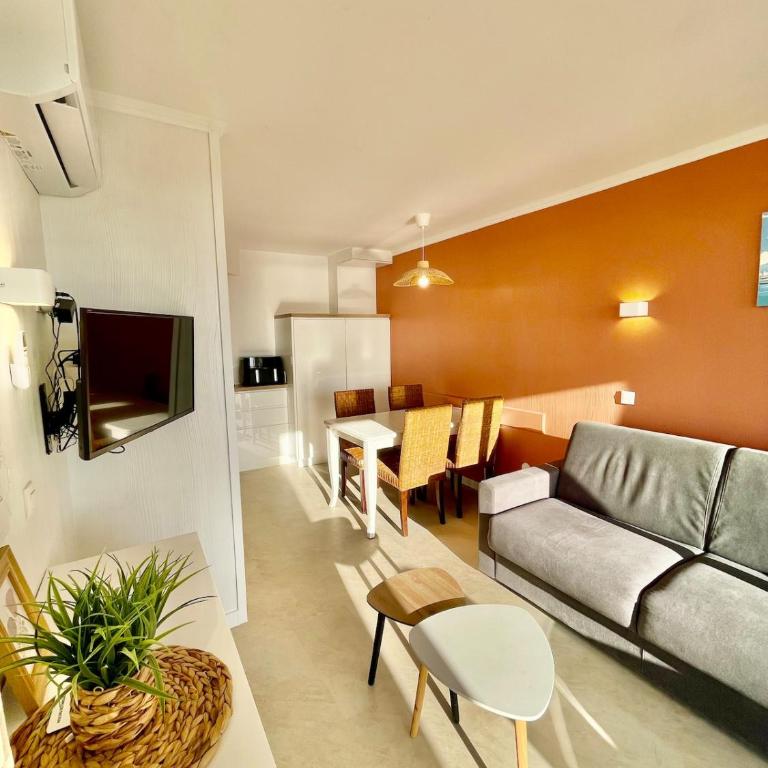 Appartement vue mer et Saint-Tropez - Domaine Les Restanques à Grimaud - Appartement 1 Chambre - 8