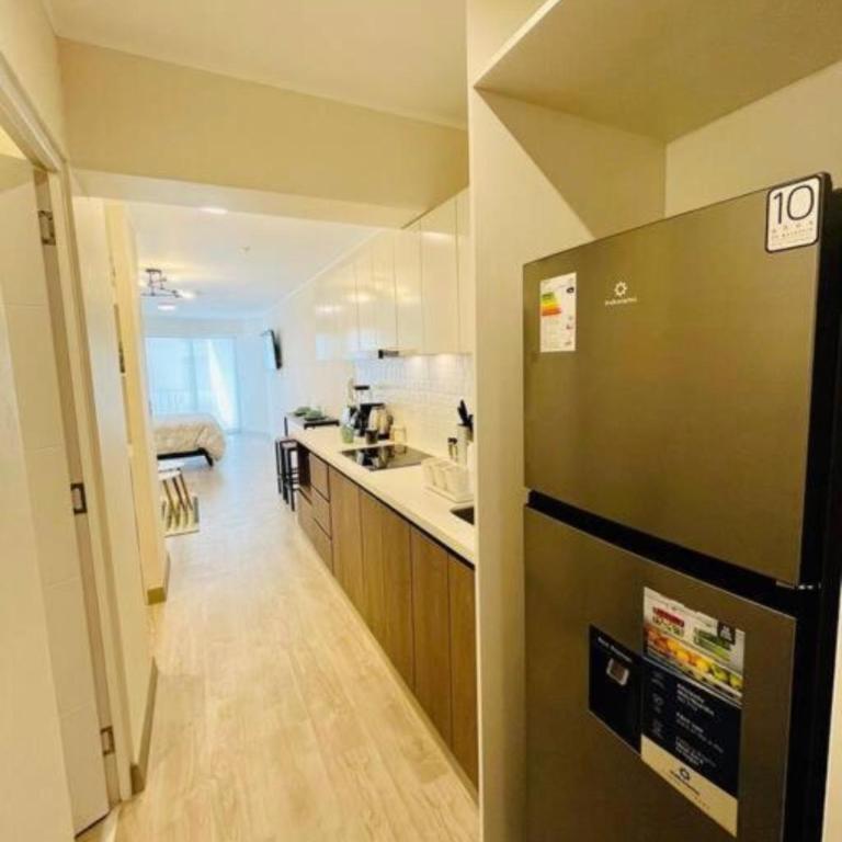  - Room #1714655501 - 12