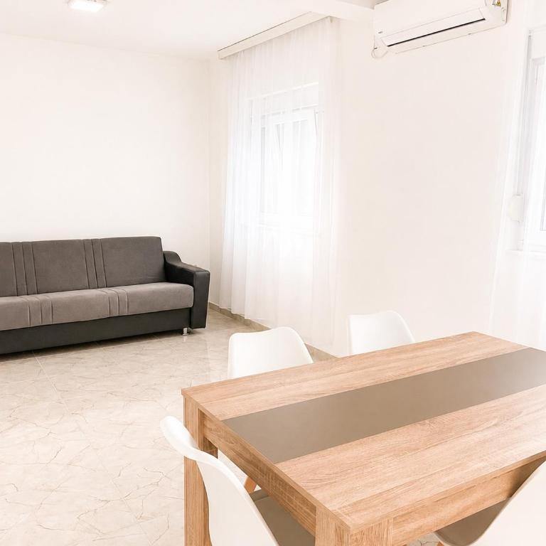 Olive Tree Apartments - Apartman sa 2 Spavaće Sobe, Balkonom i Pogledom na More - 4