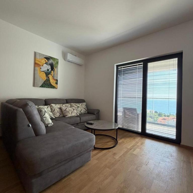  - Room #1714667801 - 9