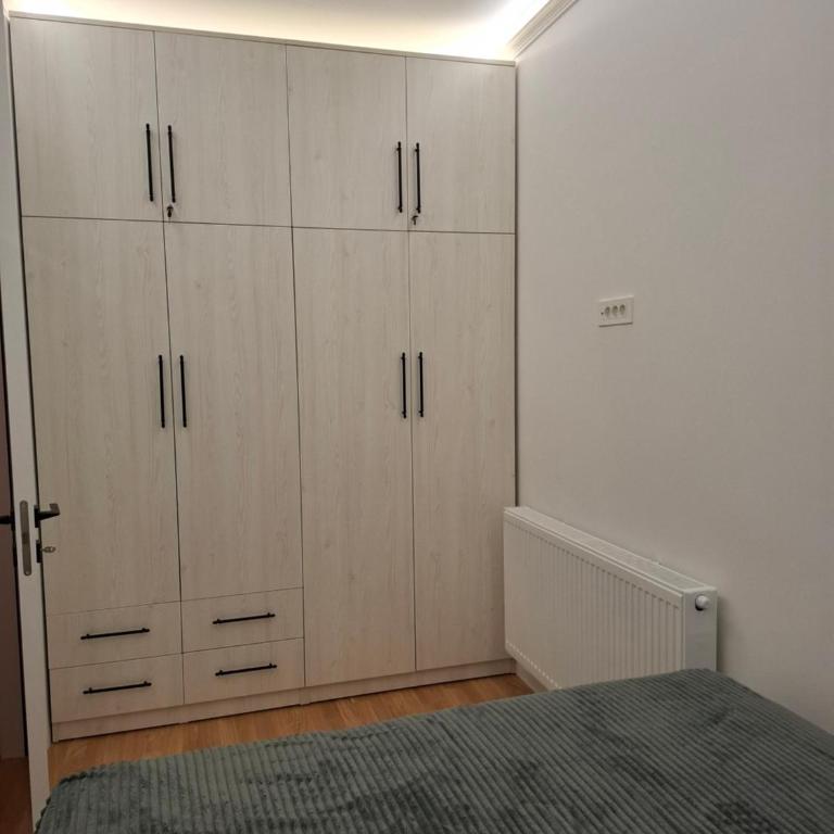  - Room #1714670301 - 4