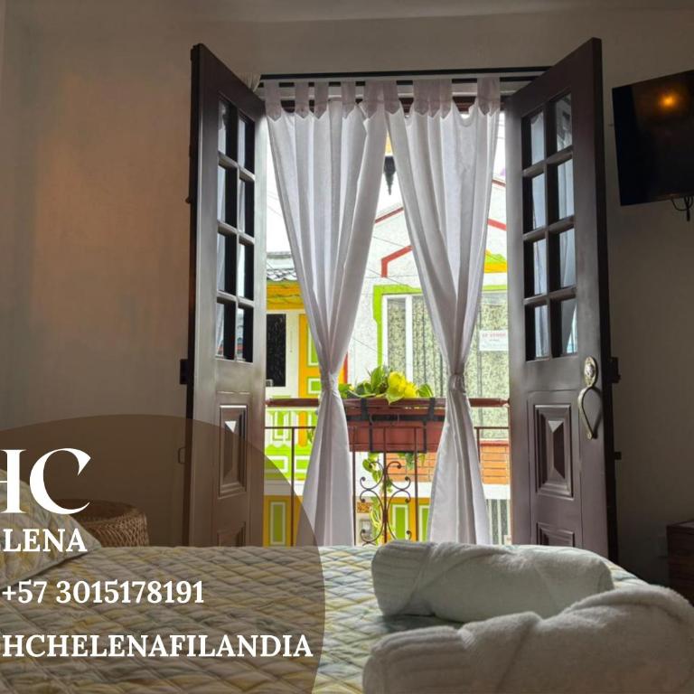 HC Helena - Habitación Doble con balcón - 11