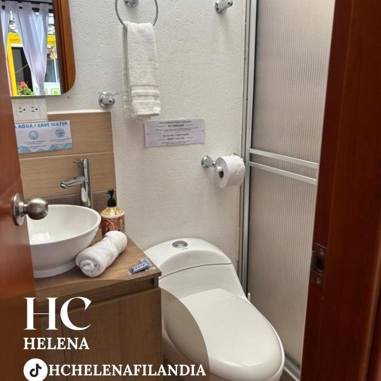 HC Helena - Habitación Doble con balcón - 6