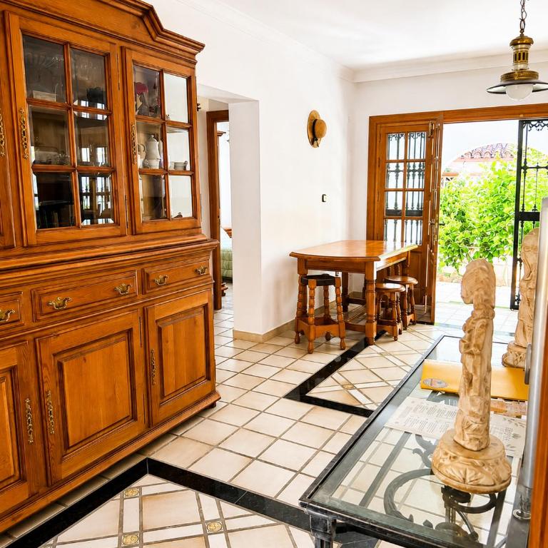 Dad s Dream Legacy Villa 15 Min Walk to La Carihuela Beach - Haus mit 2 Schlafzimmern - 6