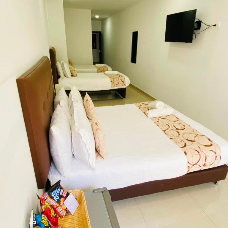 Hotel Palmeras De Luz - Quadruple Room - 4