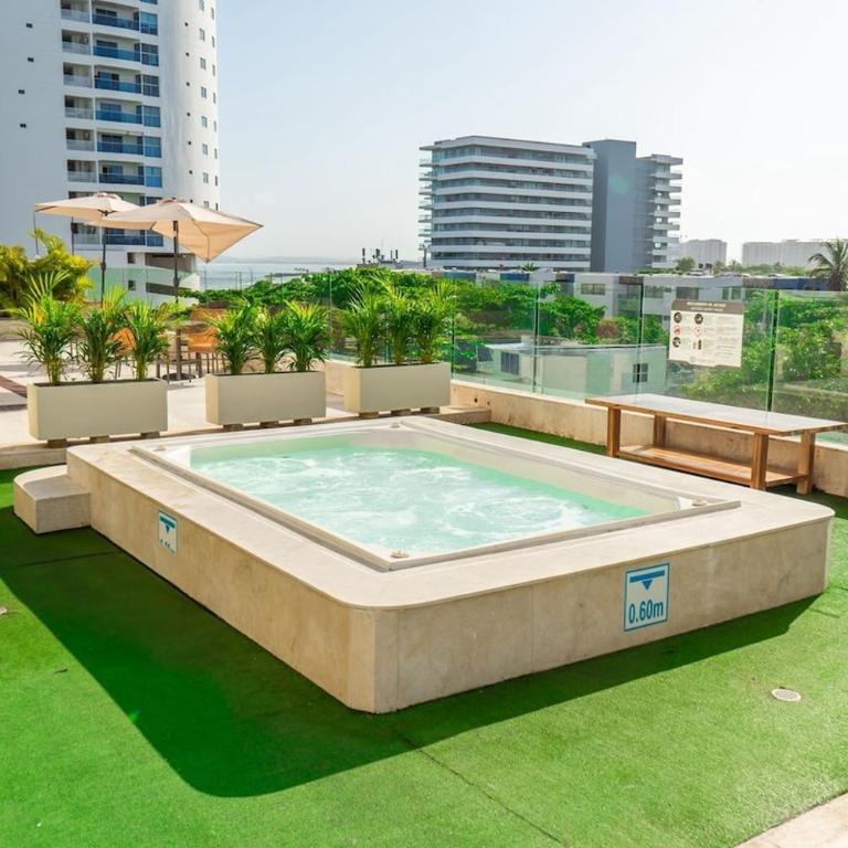 Sea View Apartment Suite with Pool, 3 min to the Airport - One-Bedroom Apartment - 6