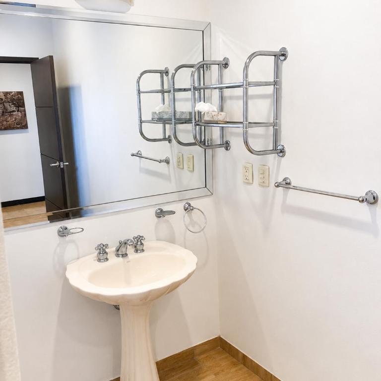 Edificio San Antonio - Two-Bedroom Apartment - 3