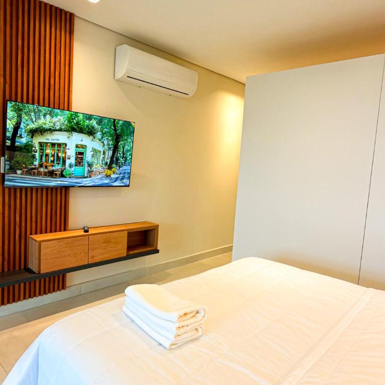  - Room #1714669801 - 13