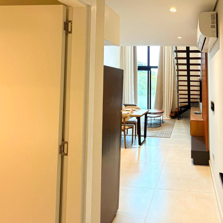  - Room #1714669801 - 27