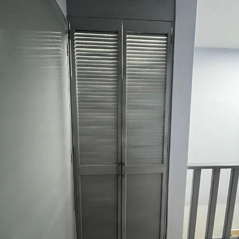  - Room #1714691101 - 12
