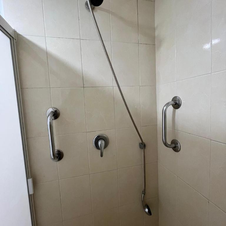  - Room #1714691101 - 13