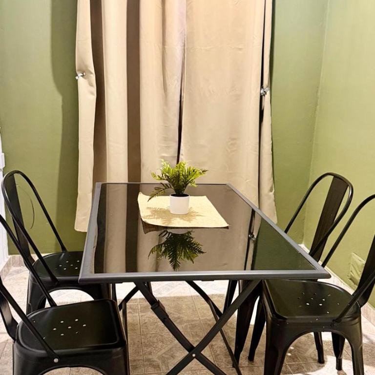  - Room #1714691501 - 9