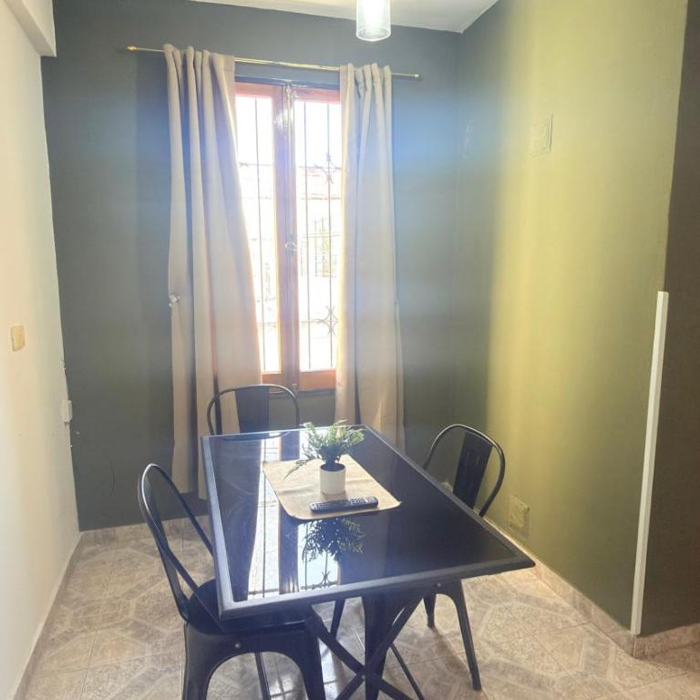  - Room #1714691501 - 13