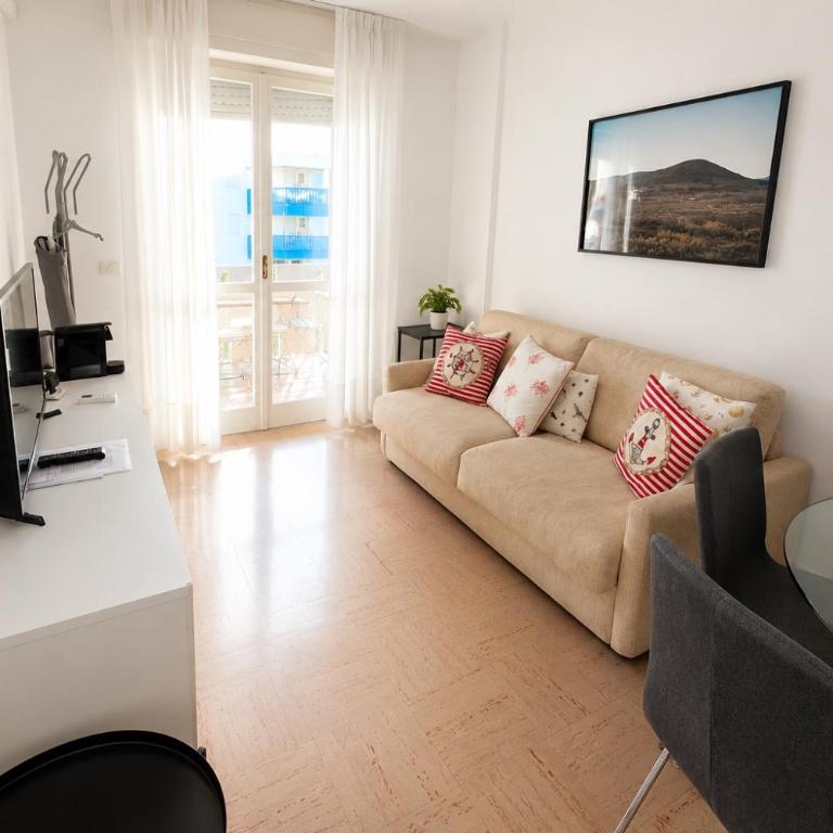 Luna residence - One-Bedroom Apartment - 12