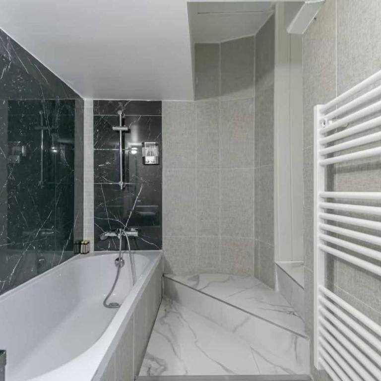 Duplex apartment 4BDR 11P - Moulin Rouge - Appartement 4 Chambres - 20
