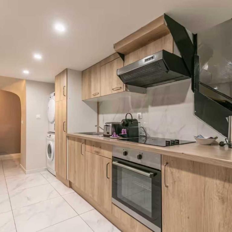 Duplex apartment 4BDR 11P - Moulin Rouge - Appartement 4 Chambres - 36