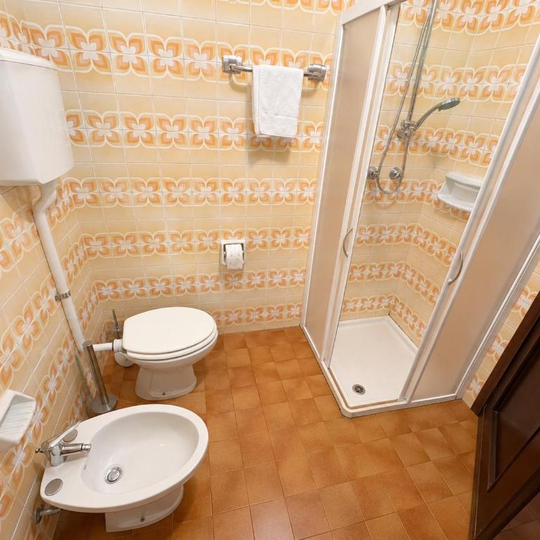 Luna residence - One-Bedroom Apartment - 16