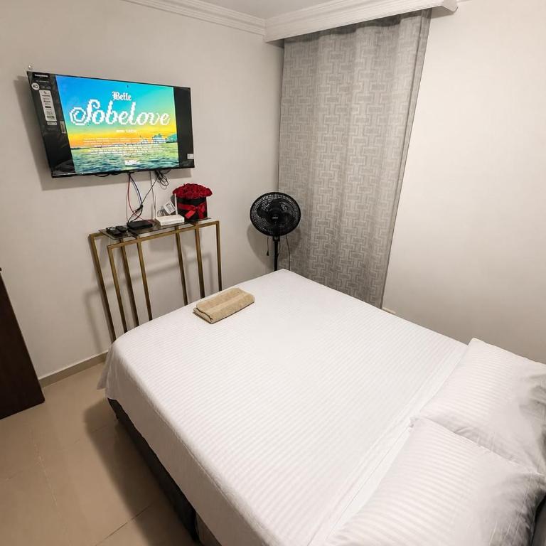  - Room #1714699001 - 8