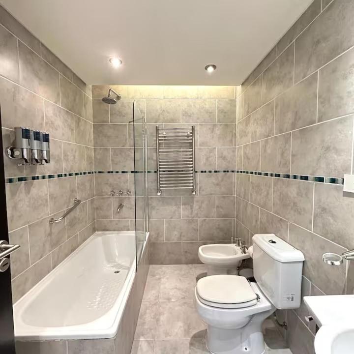 Aparts Calafate Suites - Standard Queen Room - 7