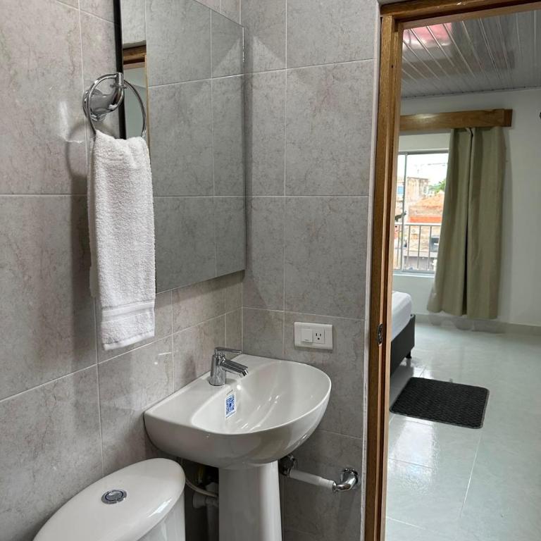  - Room #1714710703 - 2