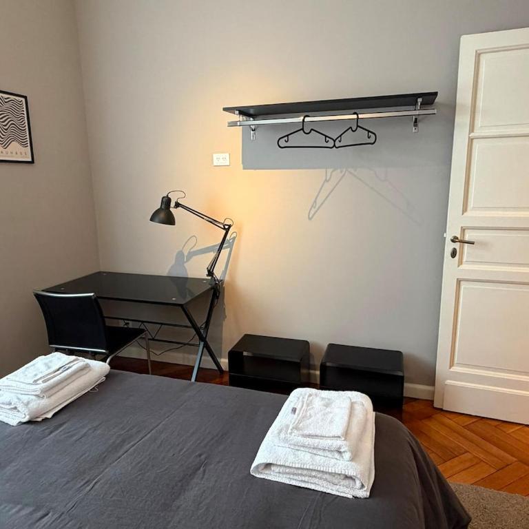  - Room #1714713901 - 3