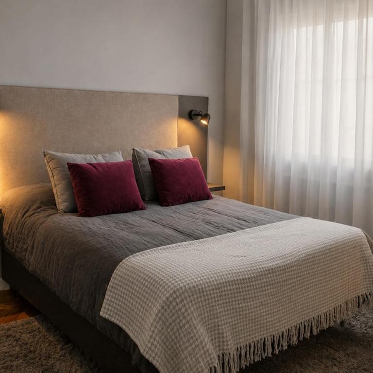  - Room #1714713901 - 17
