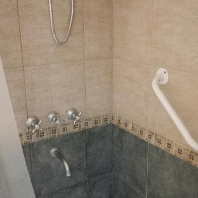 Espacioso y luminoso, Club Atenas, 100 m del Hospital Argentino - Apartamento Deluxe de 2 dormitorios con balcón - 5