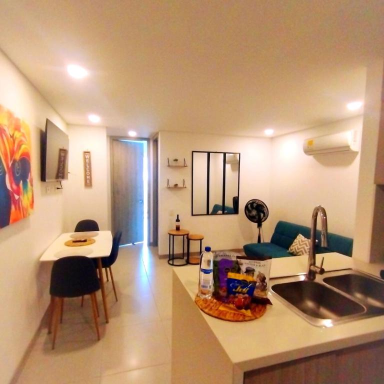  - Room #1714717101 - 30