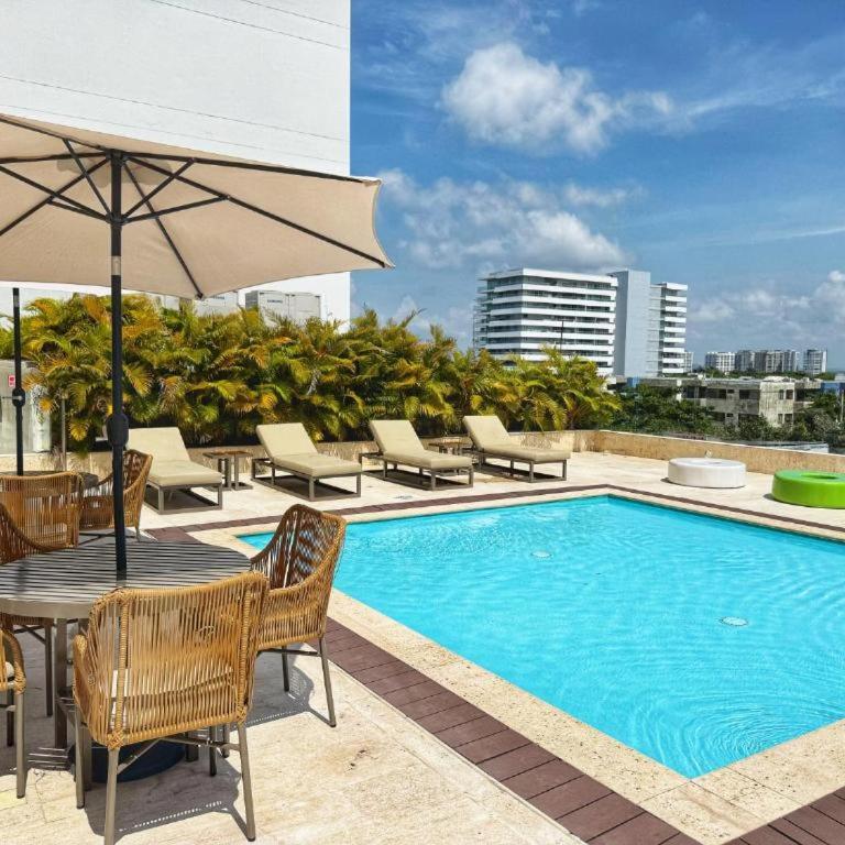 Aparta Suite en Cartagena vista al mar balcon privado Piscina - One-Bedroom Apartment with Sea View and Terrace - 21