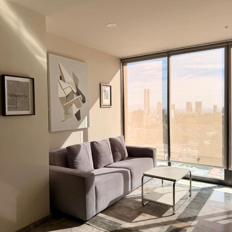  - Room #1714723101 - 14