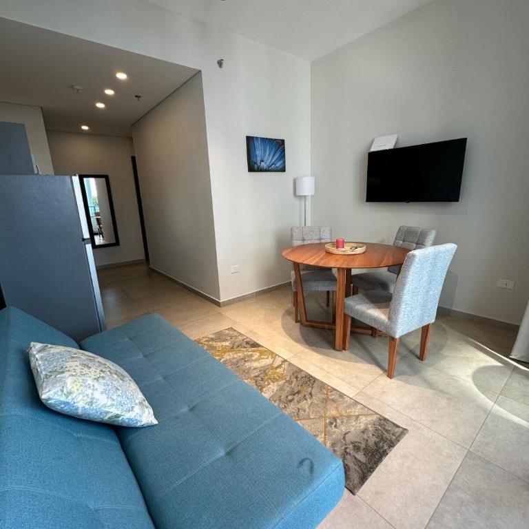  - Room #1714726201 - 8
