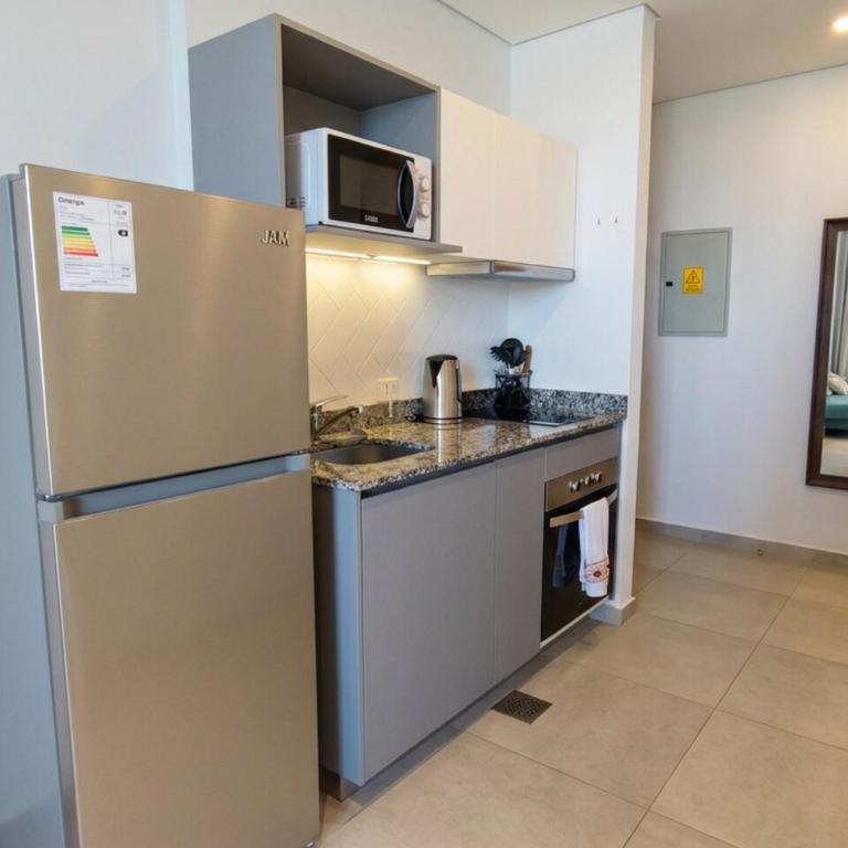  - Room #1714726201 - 16