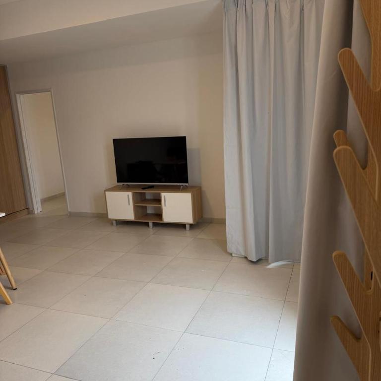 - Room #1714731201 - 6