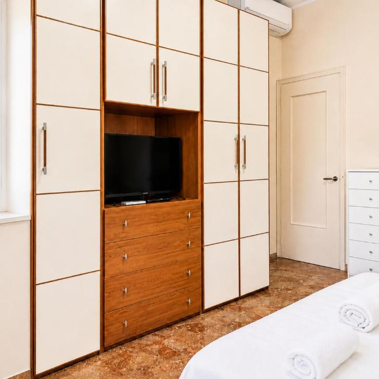  - Room #1714734701 - 14