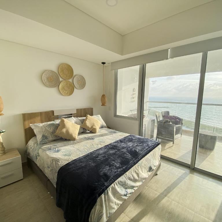 Aparta Suite en Cartagena vista al mar balcon privado Piscina - One-Bedroom Apartment with Sea View and Terrace - 2